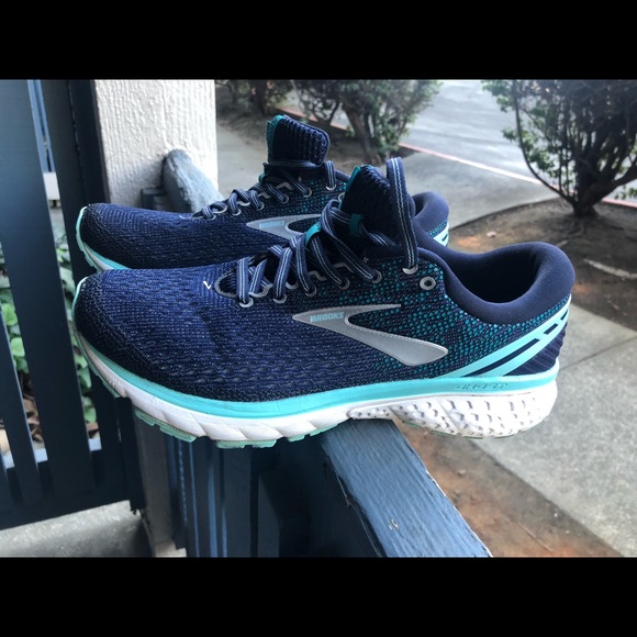 brooks ghost 11 womens 9.5 wide